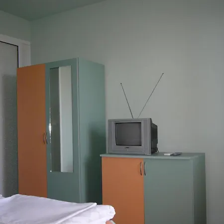 Хотел комплекс екзотика Лозенец