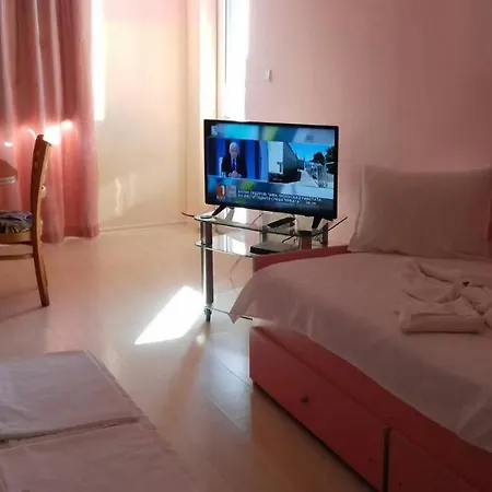 комплекс екзотика 2* Лозенец