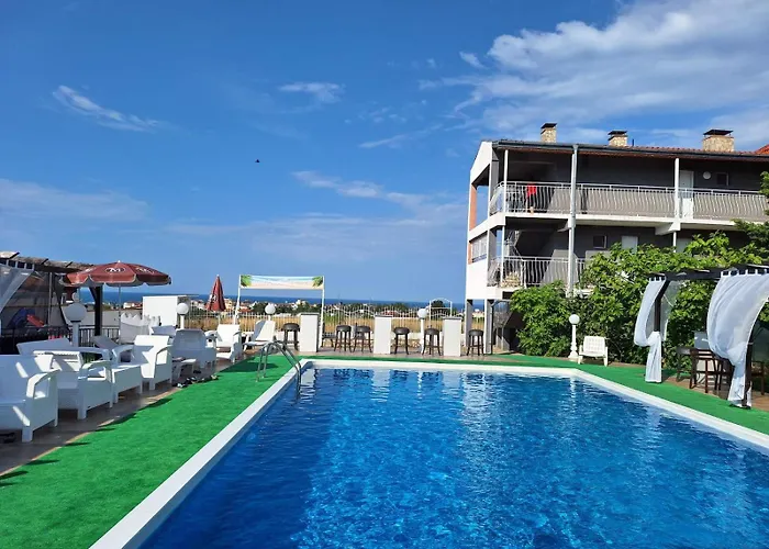 호텔 Complex Exotica 2*