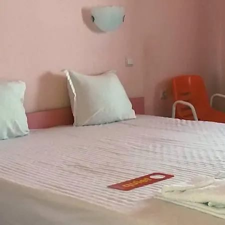Complex Exotica Hotel