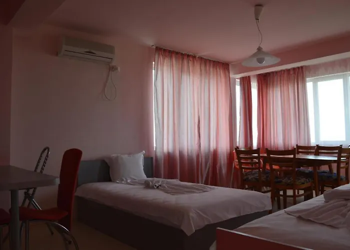 Complex Exotica Hotel