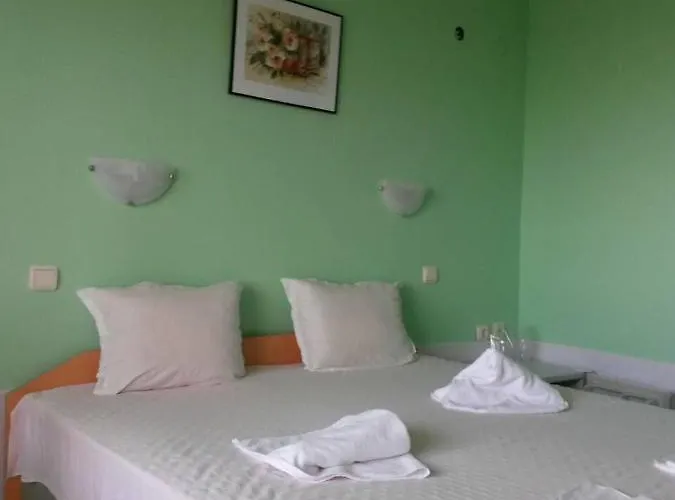 Complex Exotica 2* Lozenets