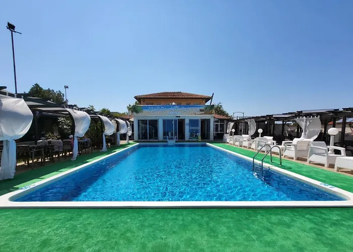 Complex Exotica Hotel 2*